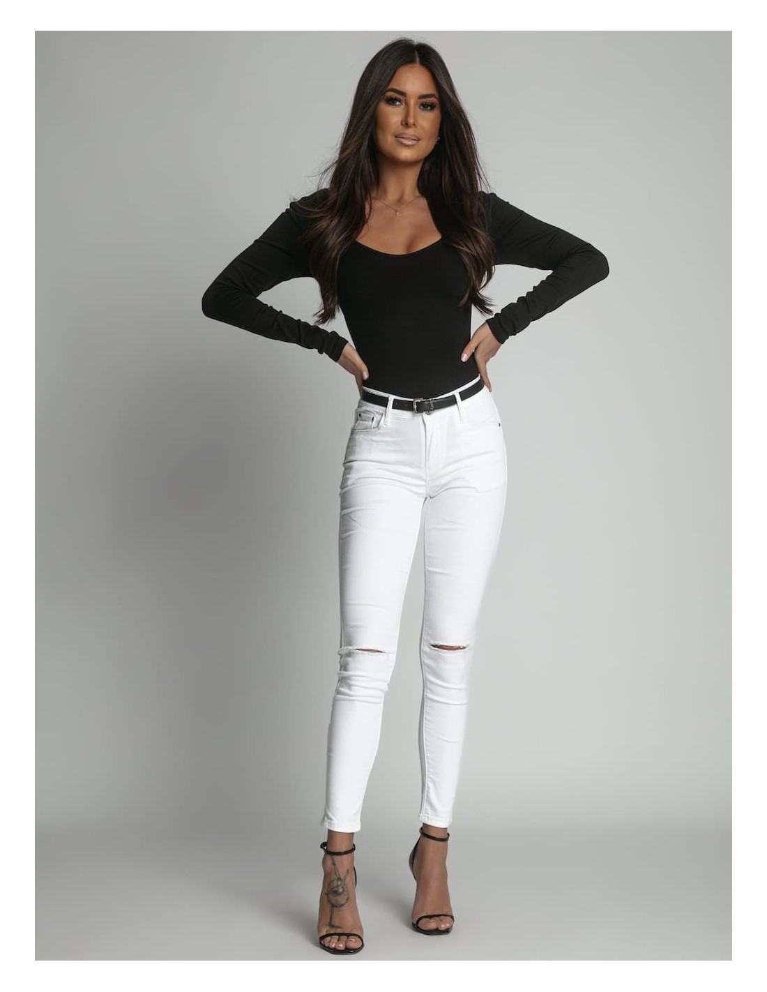 White denim pants with holes on the knees 3918 - Online store - Boutique